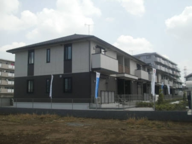 ��ʌ�����s�厚������̃A�p�[�g�̌����O��