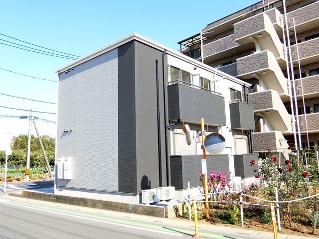 ��ʌ��������܎s������厚�@���̃A�p�[�g�̌����O��