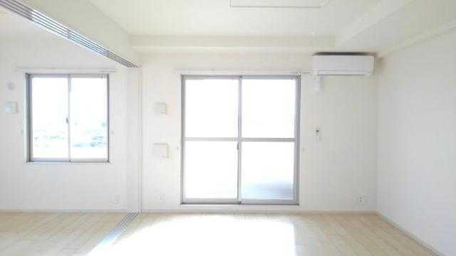 ��ʌ������s�V�����V���ڂ̃}���V�����̋��ԁE���r���O