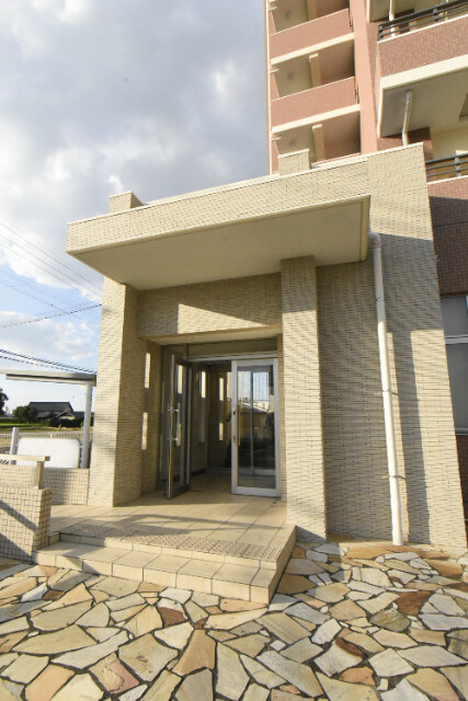 ��ʌ������s�V�����V���ڂ̃}���V�����̃G���g�����X