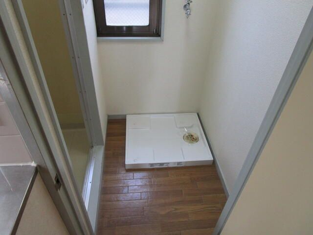 ��ʌ��������܎s�k����i���Q���ڂ̃A�p�[�g�̂��̑��ݔ�