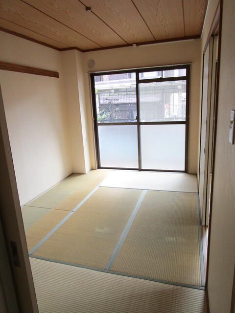 ��ʌ��������܎s�k����i���Q���ڂ̃A�p�[�g�̂��̑�