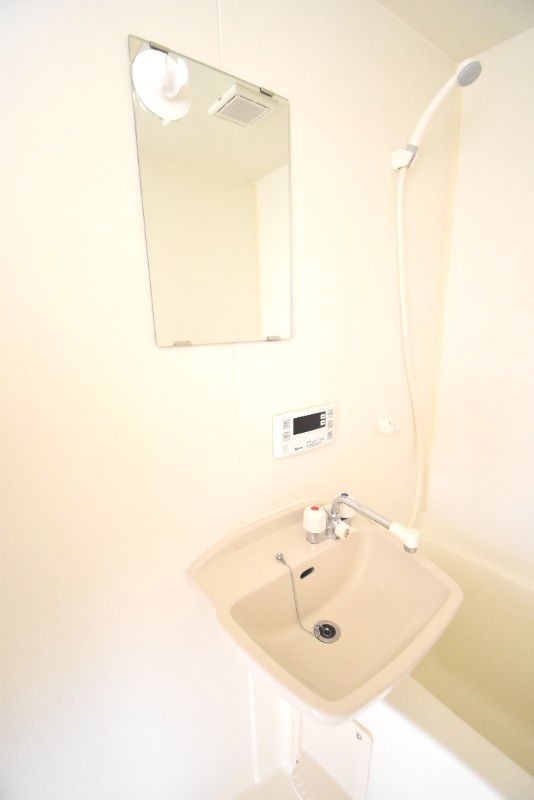 ��ʌ��������܎s�k����i���R���ڂ̃}���V�����̐��ʏ�