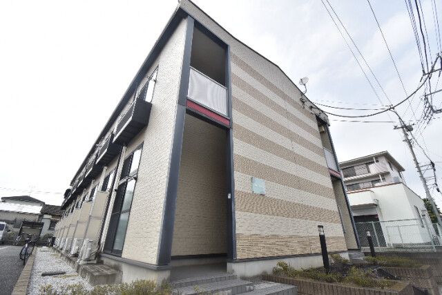 ��ʌ��������܎s��{��O���P����588�̃A�p�[�g�̌����O��