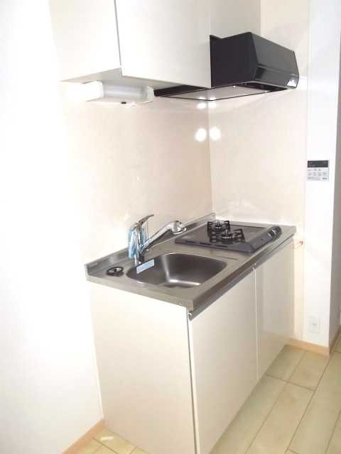 ��ʌ�����s�{���P���ڂ̃}���V�����̃L�b�`��