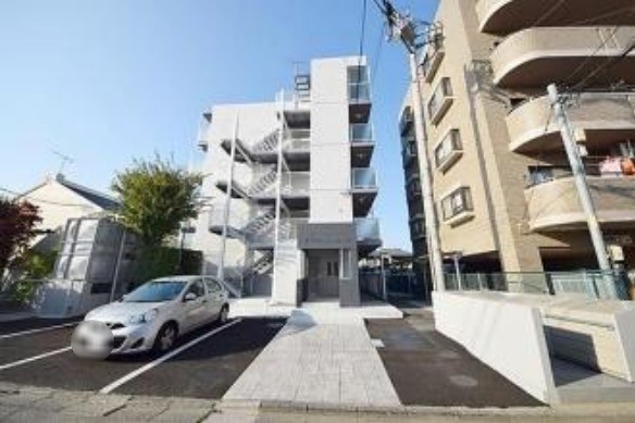 ��ʌ��������܎s���撆���P���ڂ̃}���V�����̌����O��