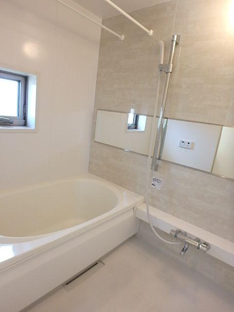 ��ʌ��������܎s��{����ؒ��S���ڂ̃A�p�[�g�̃o�X