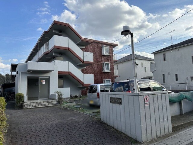 ��ʌ�����s�����Q���ڂ̃}���V�����̌����O��