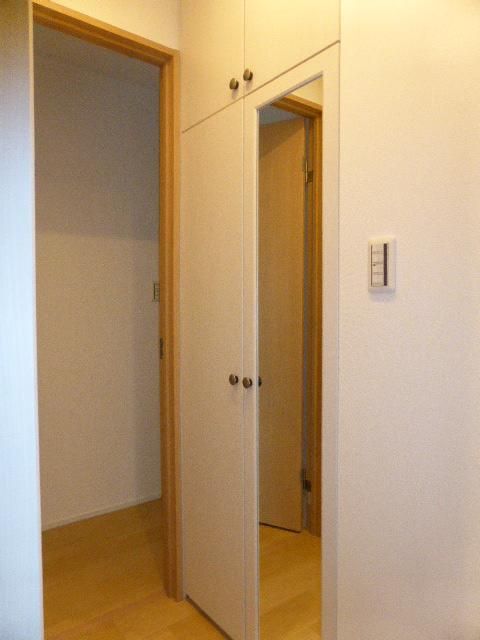 ��ʌ�����s�O�c�a�P���ڂ̃}���V�����̌���