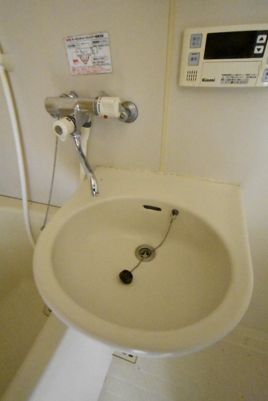 ��ʌ��������܎s��΋�{���S���ڂ̃A�p�[�g�̐��ʏ�