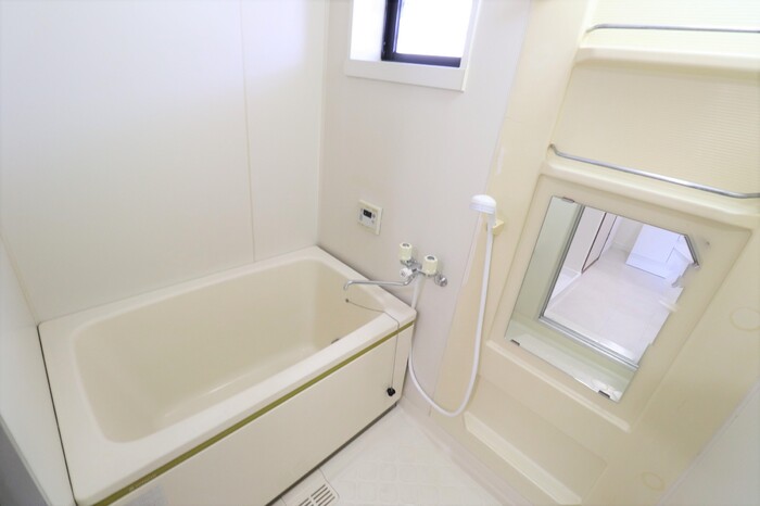 ��ʌ��z�J�s�����R���ڂ̃A�p�[�g�̃o�X