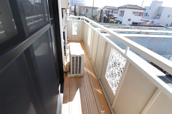 ��ʌ��z�J�s�����R���ڂ̃A�p�[�g�̃o���R�j�[