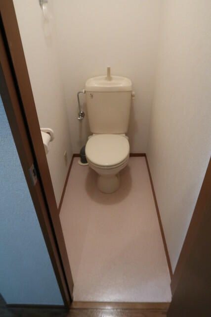 ��ʌ��������܎s�Y�a���ՂX���ڂ̃A�p�[�g�̃g�C��