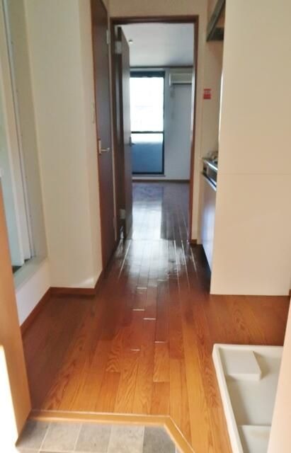 ��ʌ��������܎s�Y�a���ՂX���ڂ̃A�p�[�g�̌���