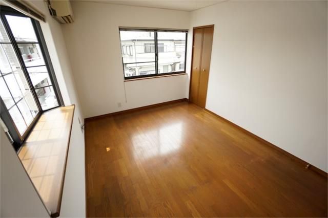 ��ʌ�����s�����P���ڂ̃^�E���n�E�X�̂��̑������E�X�y�[�X