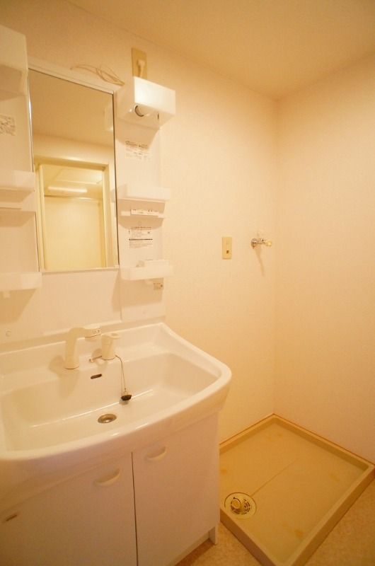 ��ʌ������s���V���ڂ̃}���V�����̐��ʏ�