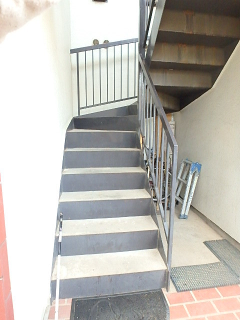 ��ʌ��������܎s����厚���m��̃A�p�[�g�̃G���g�����X