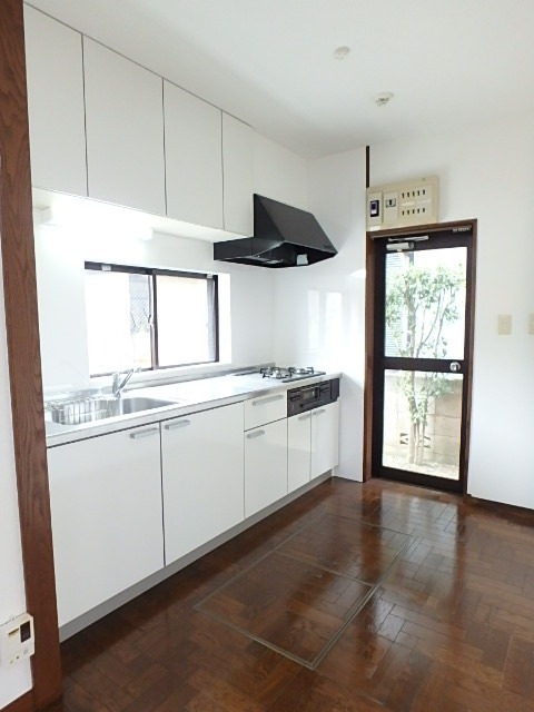 ��ʌ��������܎s�k��{�����̃}���V�����̃L�b�`��