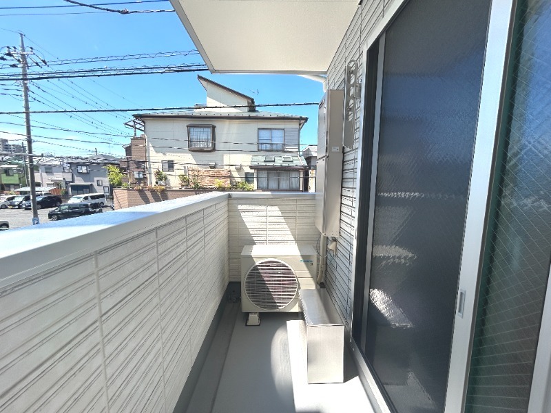 ��ʌ��������܎s�k��������Q���ڂ̃A�p�[�g�̃o���R�j�[