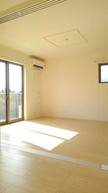 ��ʌ��@�c�s�厚�쓇�̃}���V�����̋��ԁE���r���O