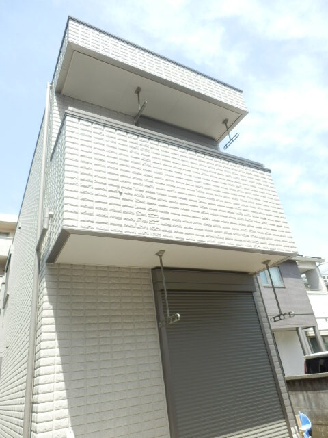 ��ʌ��������܎s������㗎���W���ڂ̃}���V�����̌����O��