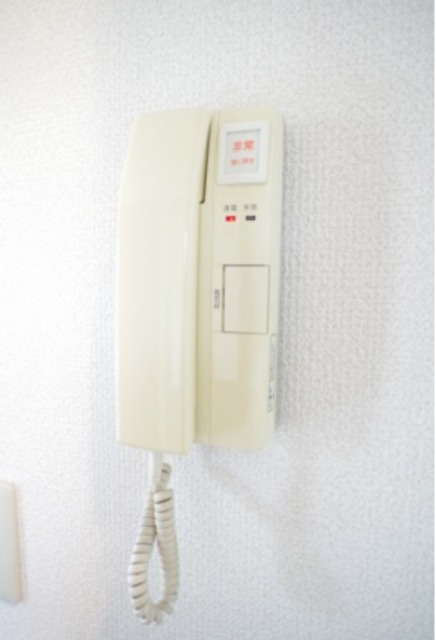 ��ʌ�����s�˒˂R���ڂ̃}���V�����̂��̑��ݔ�