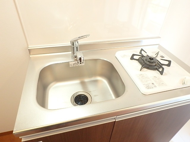 ��ʌ��������܎s�k����i���P���ڂ̃A�p�[�g�̃L�b�`��