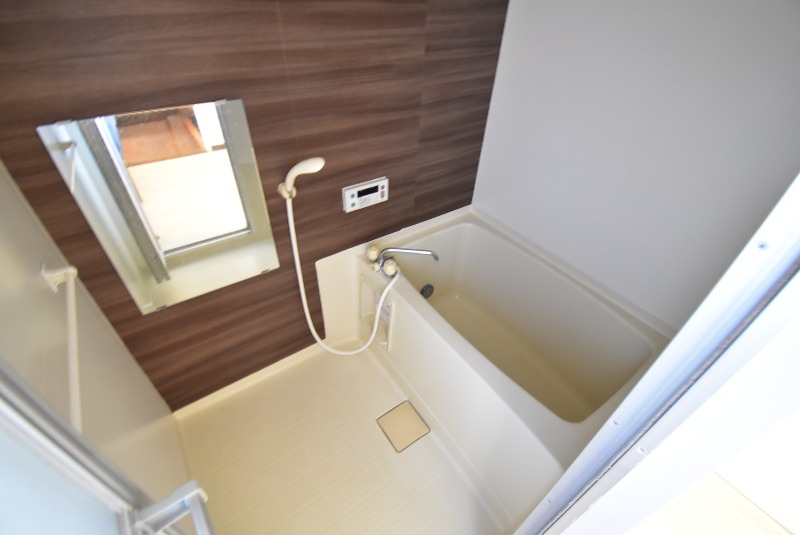 ��ʌ��k�{�s���ۂP���ڂ̃}���V�����̃o�X