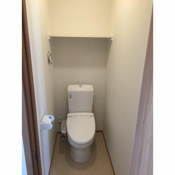 ��ʌ��������܎s��΋�������Q���ڂ̈�ˌ��Ẵg�C��