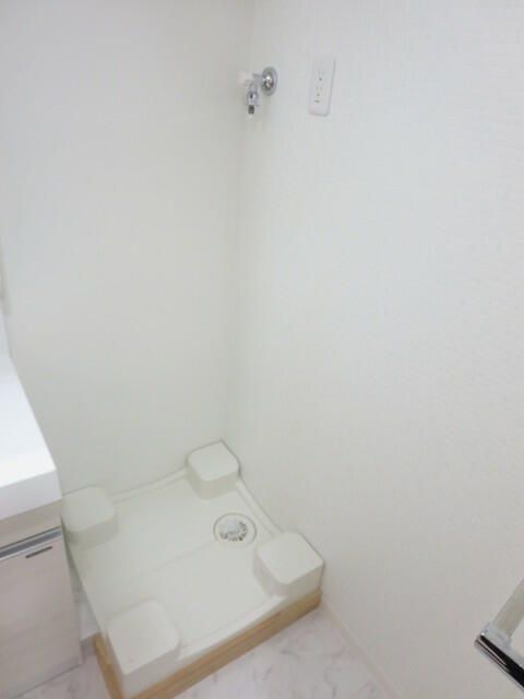 ��ʌ��������܎s�Y�a��{���R���ڂ̃}���V�����̂��̑�