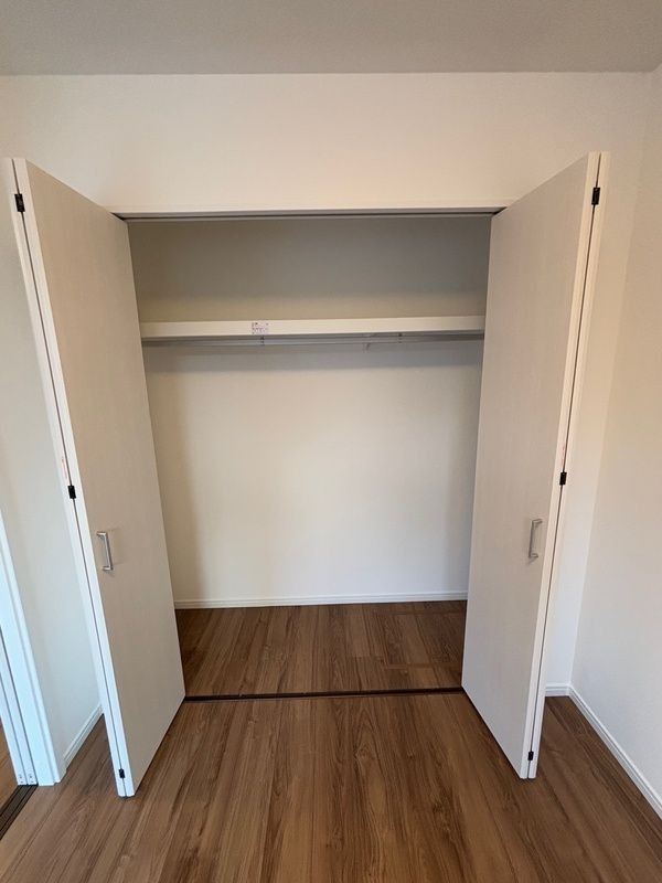 ��ʌ��z�J�s�厚�쉬���̃A�p�[�g�̎��[