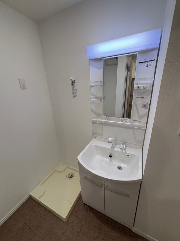 ��ʌ��z�J�s�厚�쉬���̃A�p�[�g�̐��ʏ�