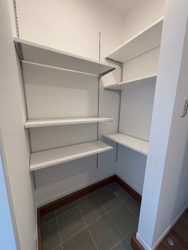 ��ʌ��z�J�s�厚�쉬���̃A�p�[�g�̎��[