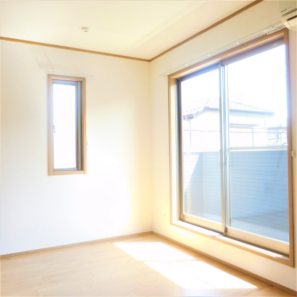 ��ʌ�����s�厚�����̃A�p�[�g�̋��ԁE���r���O