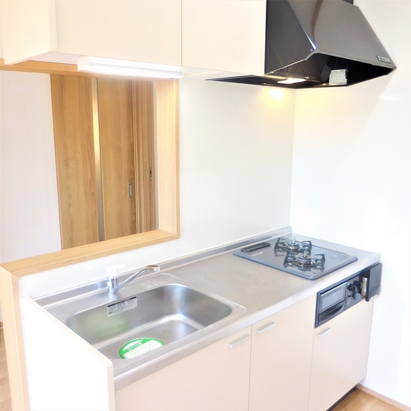 ��ʌ�����s�厚�����̃A�p�[�g�̃L�b�`��