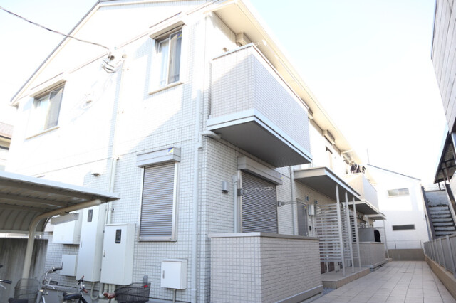 ��ʌ�����s�����R���ڂ̃A�p�[�g�̌����O��