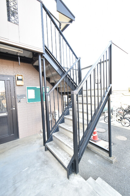 ��ʌ��������܎s����O���U���ڂ̃A�p�[�g�̃G���g�����X