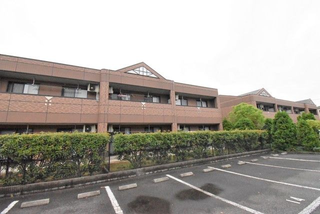 ��ʌ�����s�厚���s�g��396�̃A�p�[�g�̌����O��