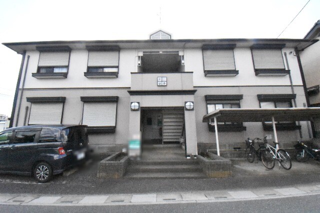 ��ʌ��������܎s��΋���q�S���ڂ̃A�p�[�g�̌����O��