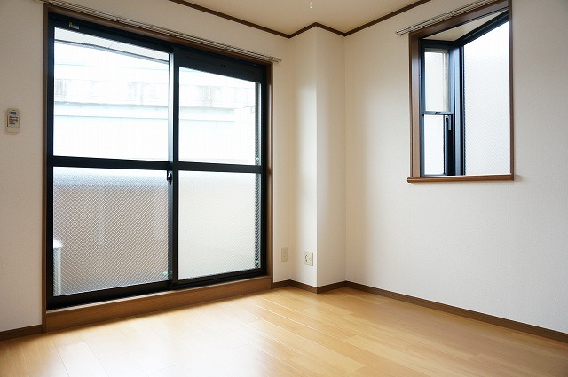 ��ʌ��������܎s��������R���ڂ̃}���V�����̋��ԁE���r���O