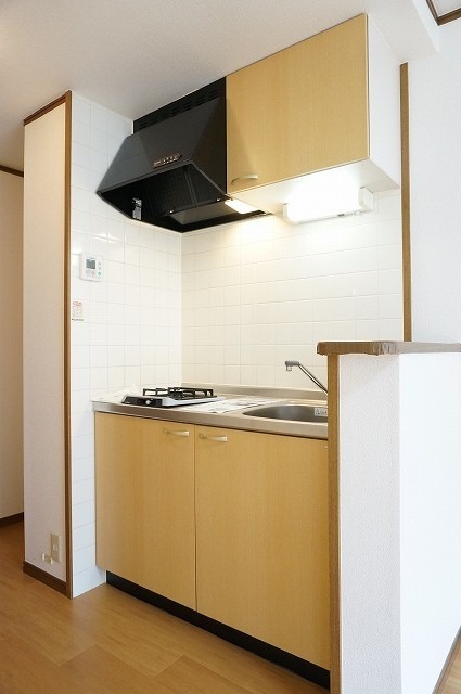 ��ʌ��������܎s��������R���ڂ̃}���V�����̃L�b�`��