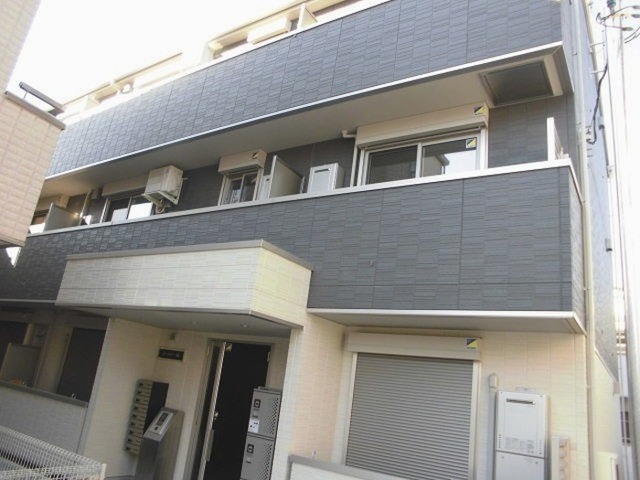 ��ʌ��������܎s�Y�a�擌�����̃A�p�[�g�̌����O��