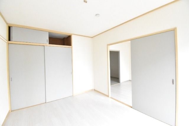 ��ʌ�����s�厚������̃A�p�[�g�̂��̑�