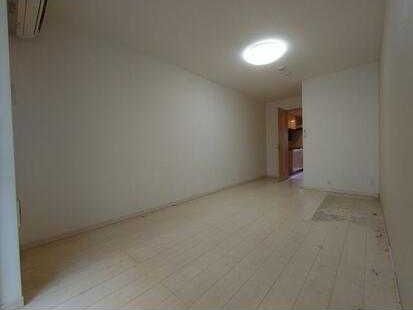 ��ʌ��������܎s��掭��܂T���ڂ̃}���V�����̋��ԁE���r���O