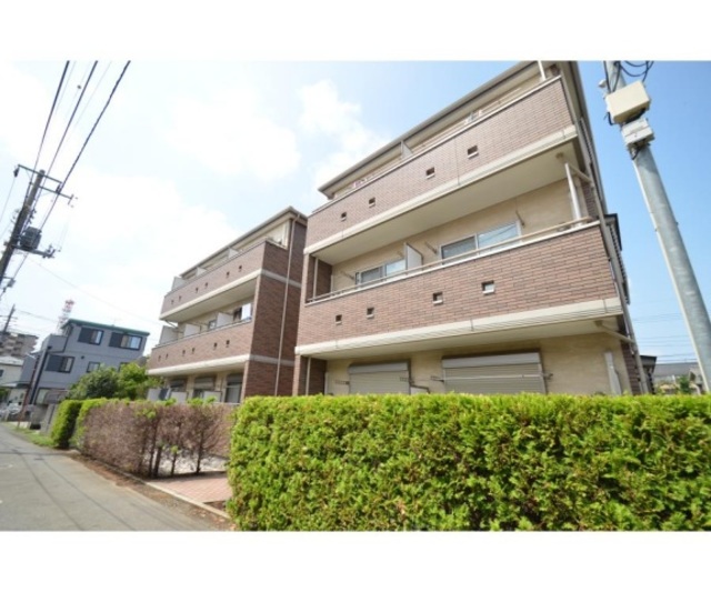 ��ʌ��������܎s�Y�a��k�Y�a�R���ڂ̃A�p�[�g�̌����O��