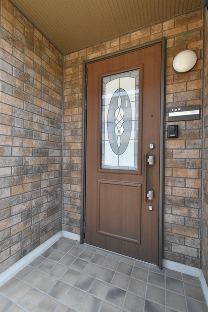 ��ʌ��������܎s�k��g�쒬�P���ڂ̃e���X�n�E�X�̃G���g�����X