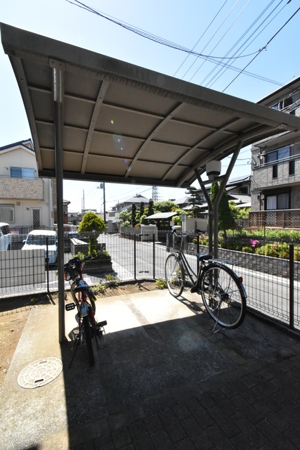 ��ʌ��������܎s�k��g�쒬�P���ڂ̃e���X�n�E�X�̂��̑�