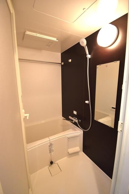 ��ʌ��������܎s�����擌��{�S���ڂ̃}���V�����̃o�X