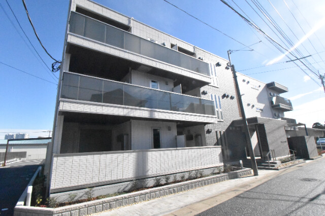 ��ʌ��������܎s��{����ؒ��S���ڂ̃A�p�[�g�̌����O��