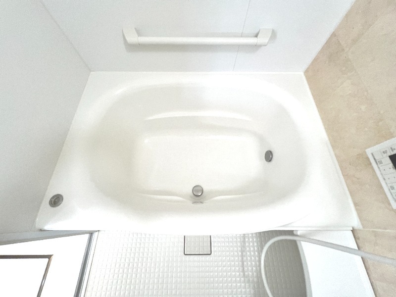 ��ʌ��������܎s�����擌��{�U���ڂ̃A�p�[�g�̃o�X